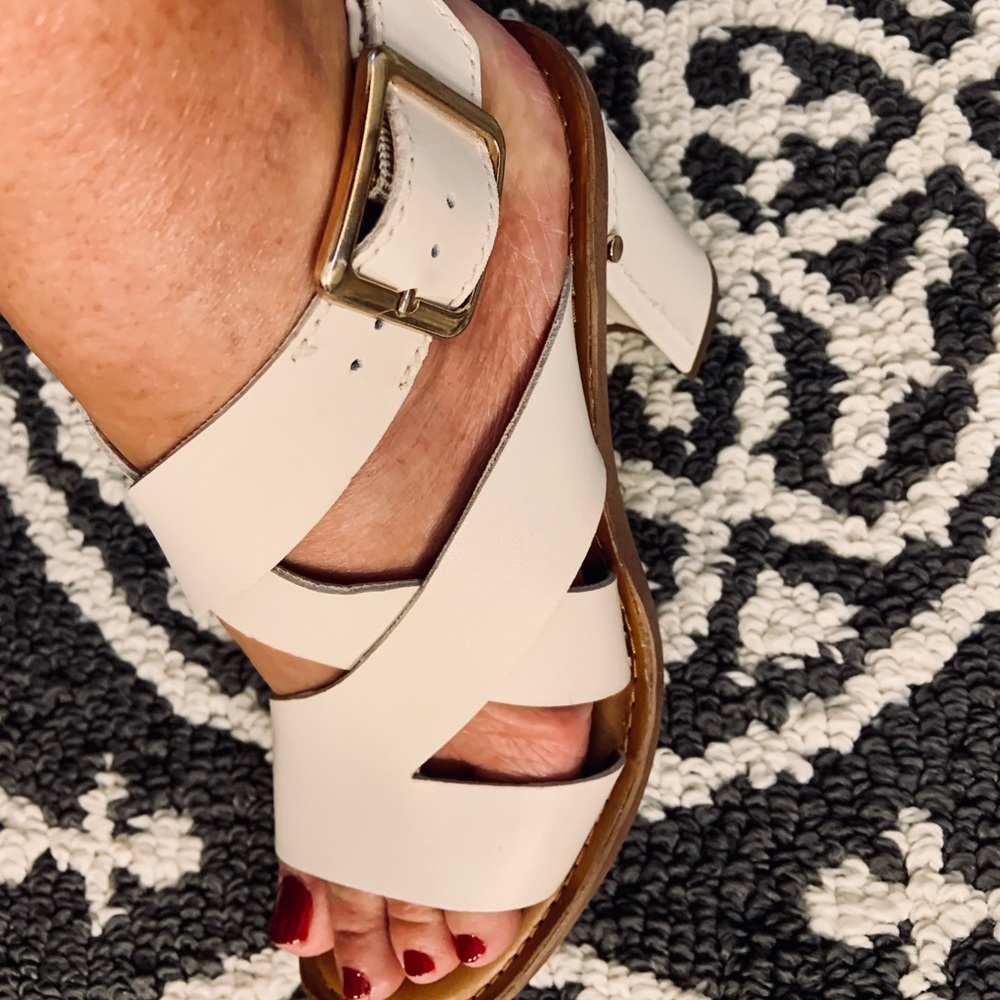 FRANCO SARTO Block Heel Leather Sandals 💕